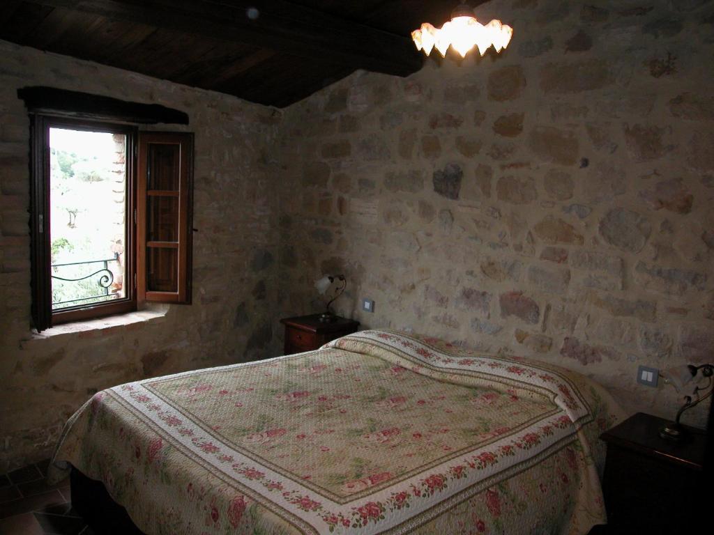 Castello Di Cisterna Aparthotel Gaglietole Екстериор снимка