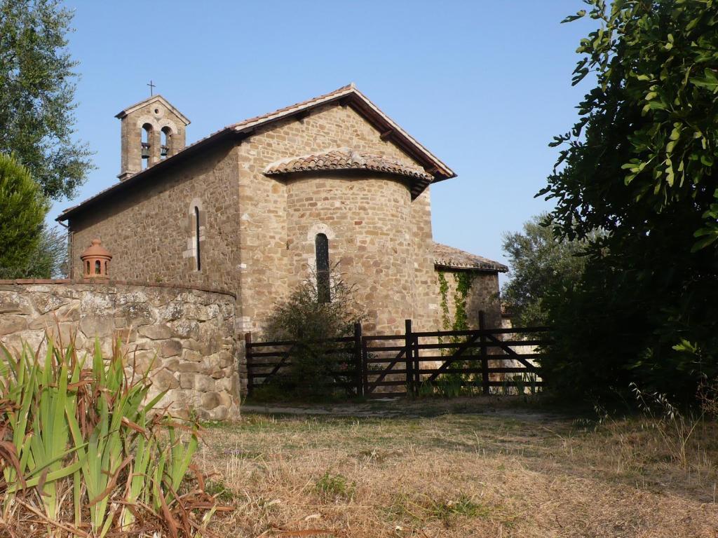 Castello Di Cisterna Aparthotel Gaglietole Екстериор снимка